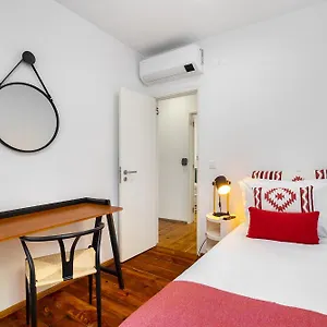 Casa de hóspedes Whome Urban Tech Retreat, Modern Hubs For Remote Living